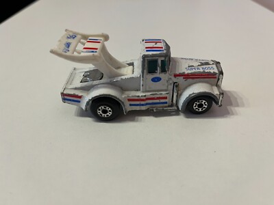 MATCHBOX 66 ttyrone Malone's superboss + KENWORTH CABOVER RACING