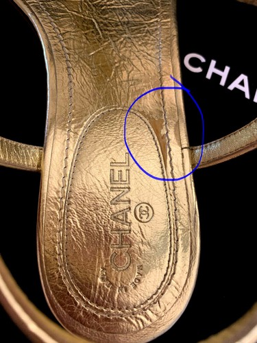 Chanel Damen 20C CC Logo Pearl Laminated Lambskin Zehenstegsandale Gold Größe 36 Neu im Karton! - Bild 12 von 12
