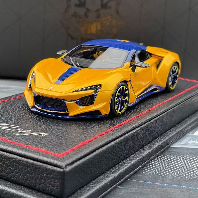 Buonarte 1/43 フェニア Fenyrスーパースポーツ Buonarte 1/43 W