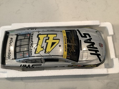 KURT BUSCH AUTOGRAPHED 2014 CHEVY SS HAAS AUTOMATION 500TH START DIECAST & CARD - Picture 13 of 16