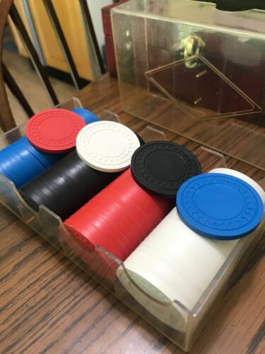NEW 100 Piece Poker Chip Set with Tray RED WHITE BLUE BLACK 25 OF EACH COLOR NOS - Picture 2 of 2