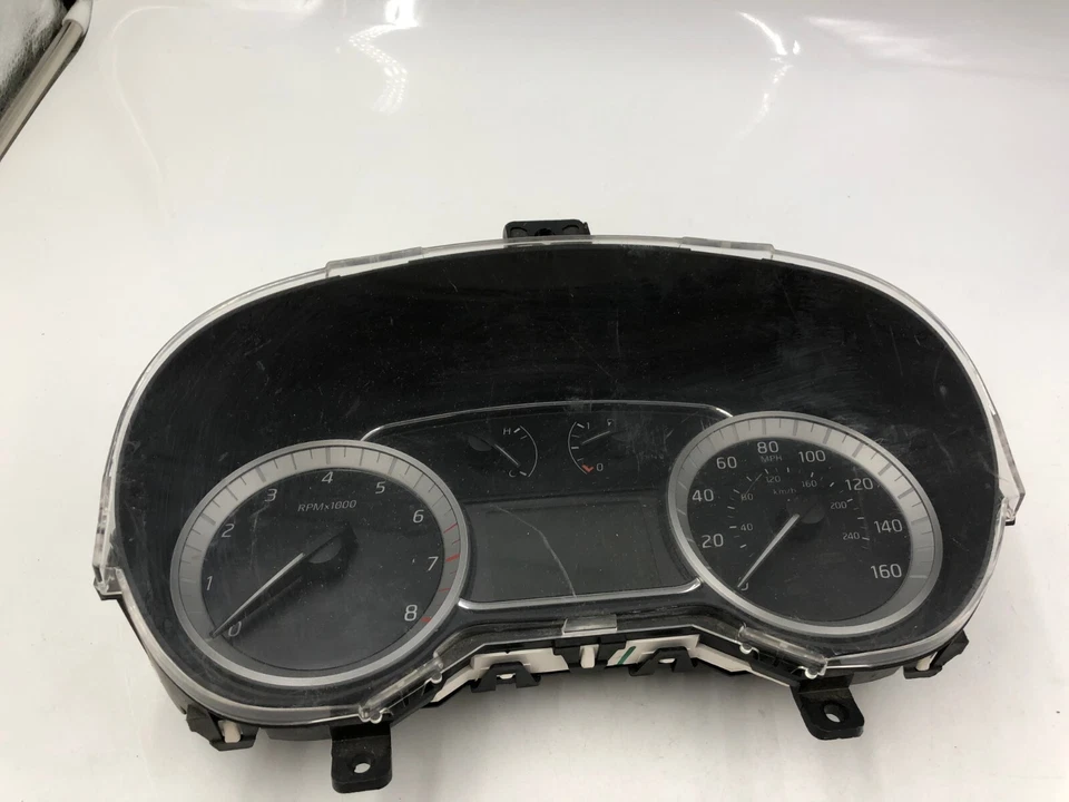 Cuadro de instrumentos velocímetro Nissan Sentra 2014-2015 OEM A03B17023 Foto 2 de 4