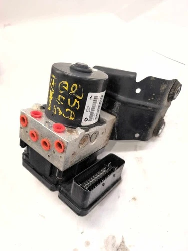 2013 Dodge Ram 1500 ABS Modulator Pump P68207201AC