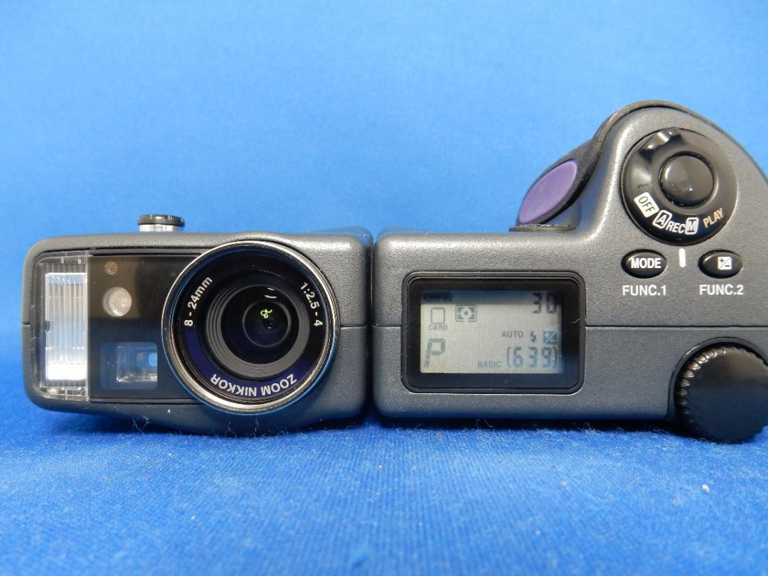 1927 COOLPIX 990 Nikon Subaru machine Good condition CF256MB 1927 COOLPIX 990 Nikon Subaru machine Good condition CF256MB