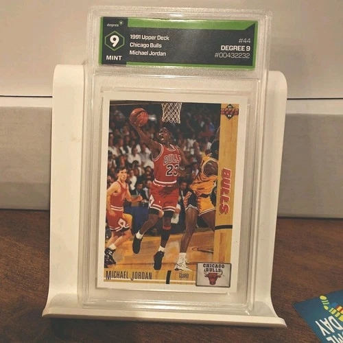 Upper Deck 1991-92 Michael Jordan #44 Chicago Bulls NBA Basketball Card Base Set