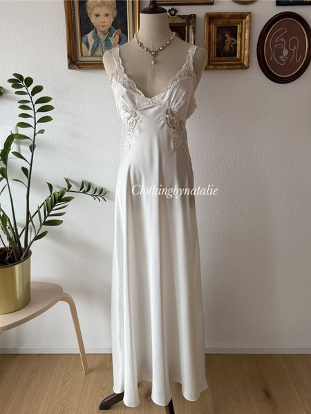 Neiman Marcus White Satin Maxi Gown Size M -Excellent Cond*No US Shipping*