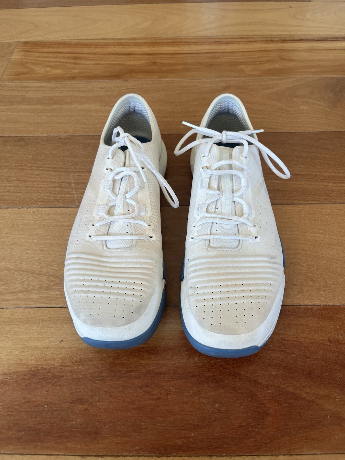 SAOLA Scarpe da corsa Under Armour uomo Tribase Reign bianche sneakers taglia 13 *EUC*