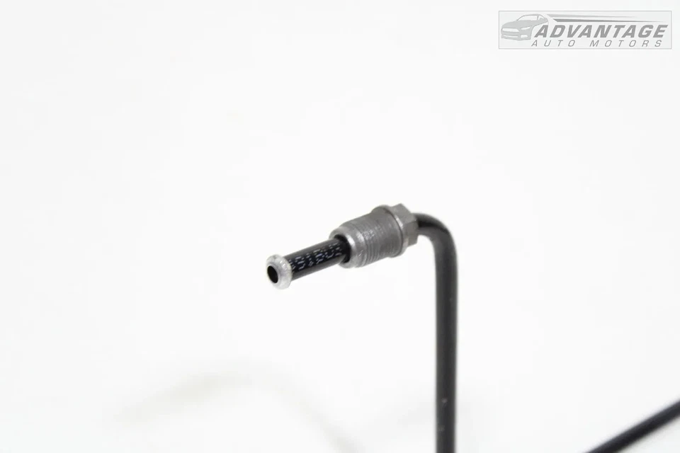 Audi A3 2017-2020 2,0 L L4 8 V cilindro de freno a tubo de freno hidráulico OEM Foto 3 de 4