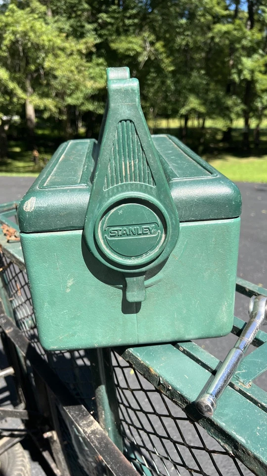 Refrigerador de lancheira vintage Stanley Aladdin verde isolado **SEM GARRAFA TÉRMICA excelente  - Imagem 2 de 4
