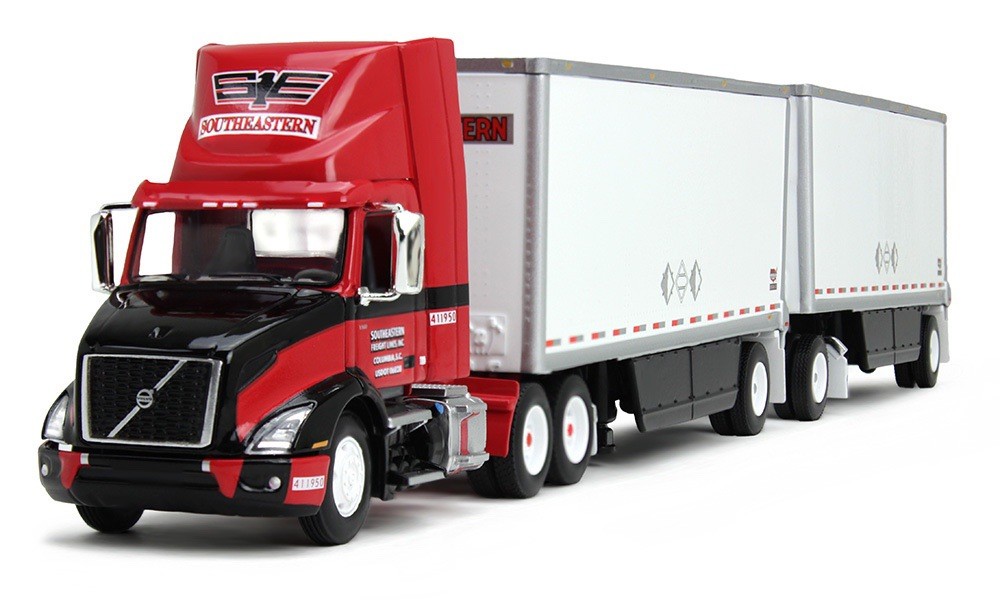 DCP by FIRST GEAR Southeastern Freight Lines Volvo Doubles 60-1975
