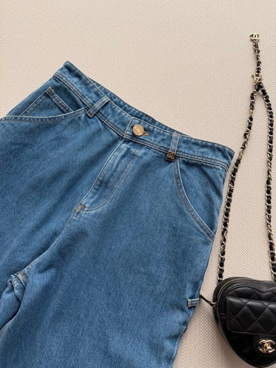 ss2026 Chanel jeans fr 36 xs/s NEW sold out model image 5