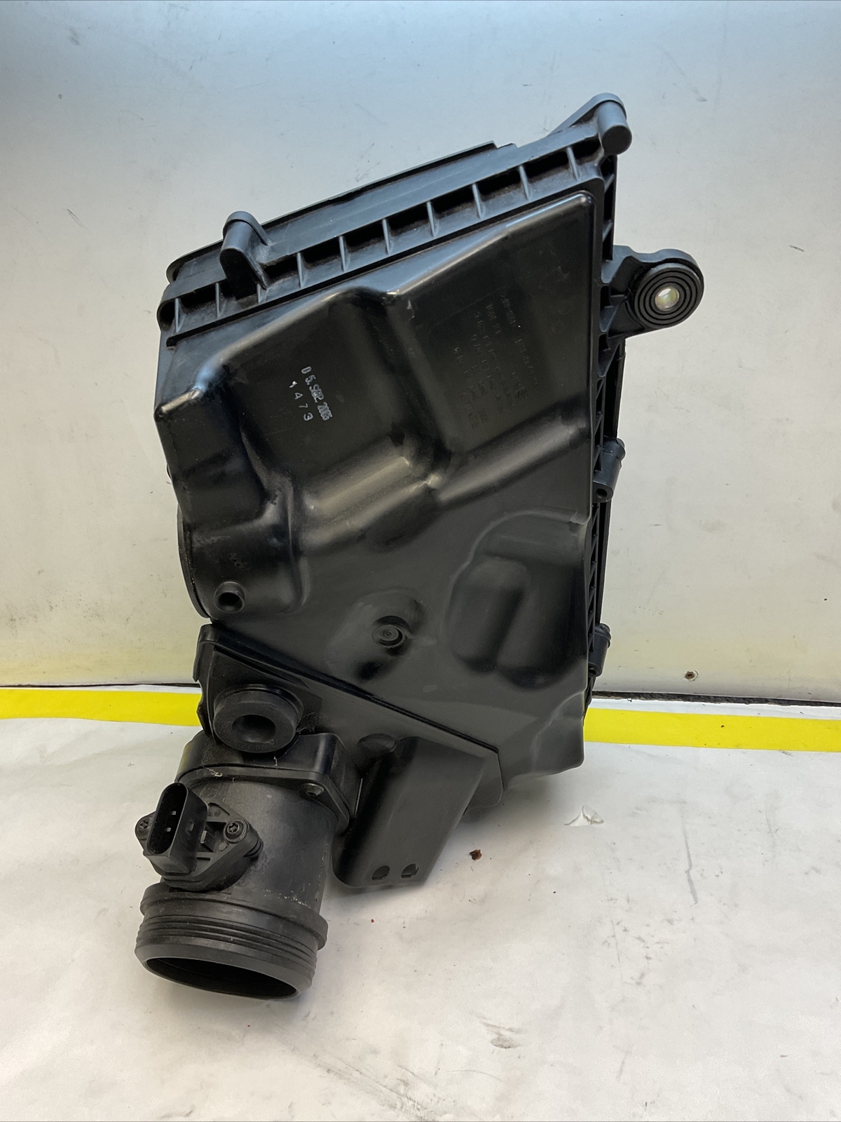 Bentley Flying Spur 06-11 Left Air Filter Housing & Cover OEM 07 08 09 10 
