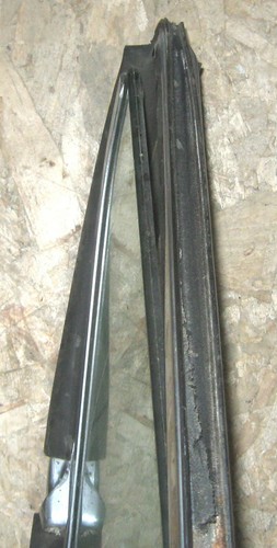 1951 - 1953 Cadillac Sedan LH Front Door Vent Window Tint Glass & Frame Orig 53 - Picture 7 of 7