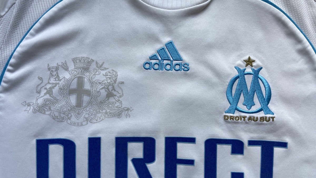Auxerre Extérieur Maillot de foot 2008 - 2009. Sponsored by Nàsuba Express