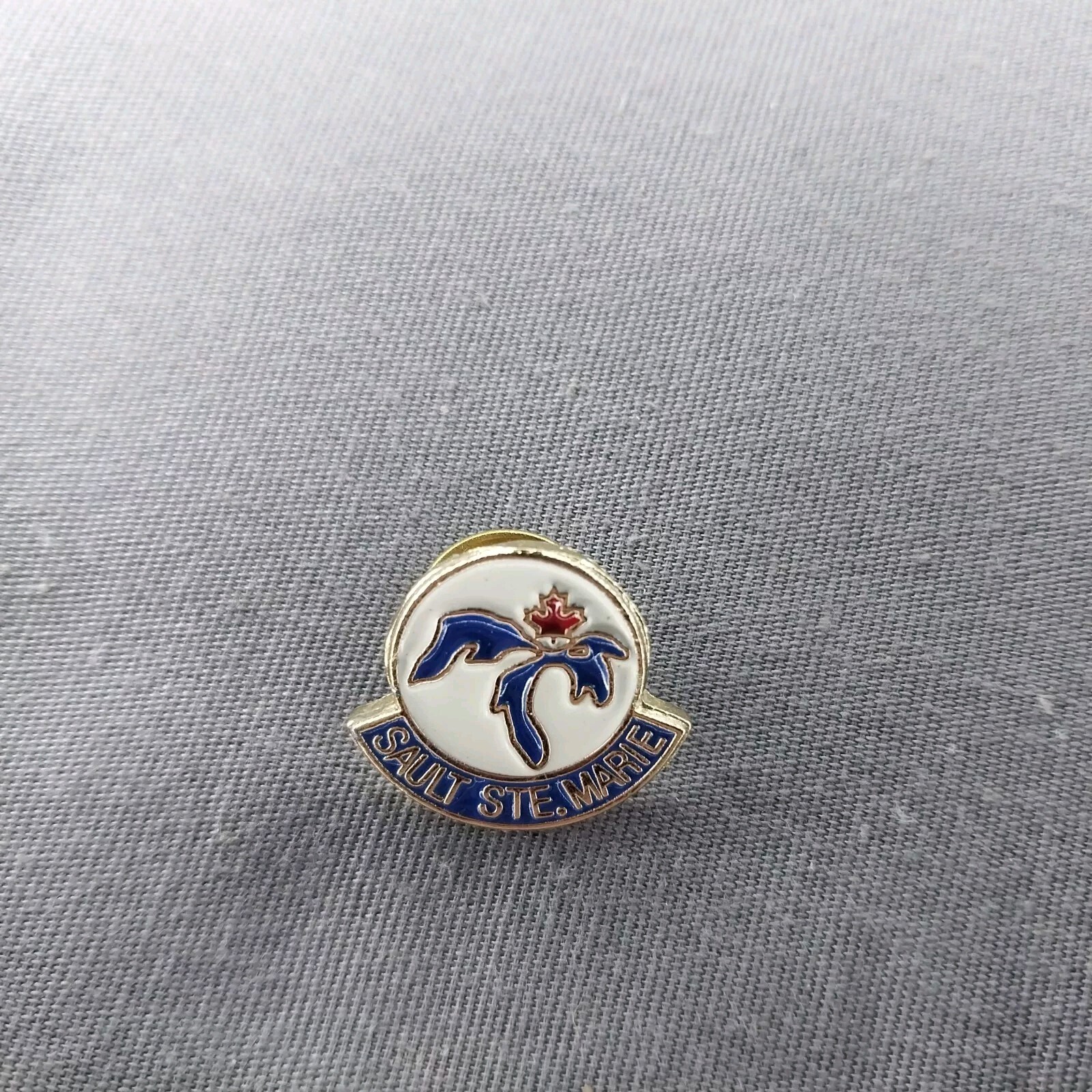Picture 1 of 2