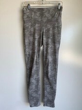 SPANX Jean-Ish Ankle Legging Size Small Camo