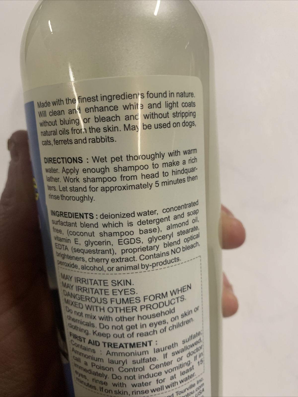 Kenic Sno-Flake Pet Shampoo, 17-Ounce Detergent and soap free