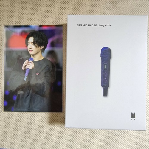 [BTS] BTS HYBE INSIGHT Visitor Only BTS MIC BADGE + PHOTOCARD - Picture 41 of 45
