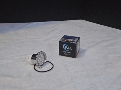 PAL LAU-2C COLOR CHANGE LED LAMP [Bulbs Only]