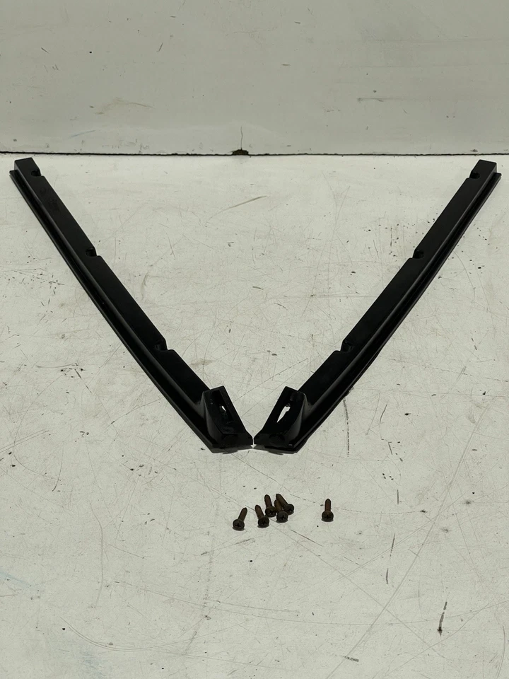 97-02 吉普 TJ 牧马人原型对挡风玻璃框架柱门 Weatherstrip — 第 2/4 张图片