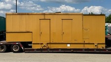 Caterpillar 800 kW diesel generator CAT 3412  eng, 842 Hrs Yr 2000 - CSDG 4780