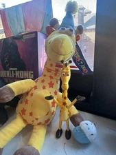 Geoffrey The Giraffe Plush Lot Toys R Us