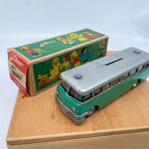 Tekno Volvo Bus Techno 854 seltenes Sparschwein Kastenwagen Oldtimer