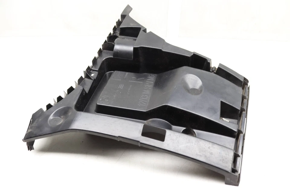 BMW 640I XDRIVE 2014-2018 - Soporte de montaje de parachoques trasero derecho 8050386 Foto 2 de 4