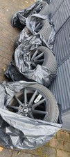 4 Winterreifen mit RC Alu Felgen für Mercedes T  E 300de. (S213).Wenig gefahren.