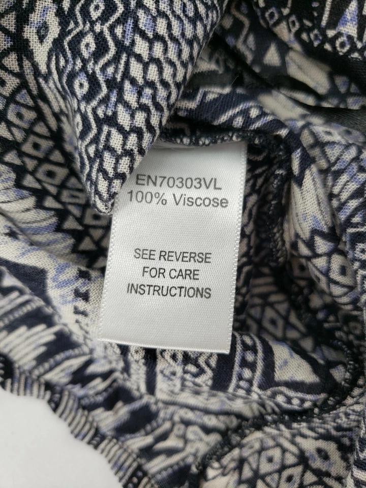 Pantalones Cortos Para Mujer Talla S Negros Geométricos Tribales Aztecas Fluidos NUEVOS NUEVOS CON ETIQUETAS Foto 4 de 4