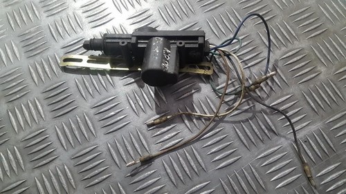 Stellmotor Zentralverriegelung  Opel Calibra DE318699-58