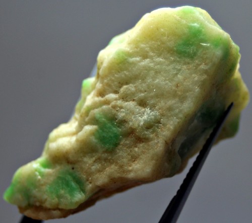 76.0 Ct Green Emerald Crystal in Mother Rock, Swat Pakistan - Picture 4 of 10