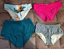 New Lot of 4 Bikini Bottoms XS