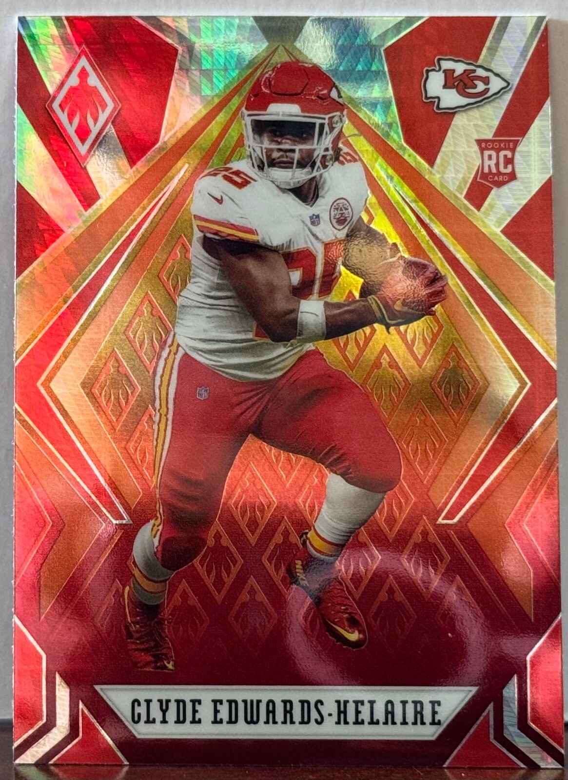 2020 Panini Phoenix FIRE BURST RC Rookie #121 Clyde Edwards-Helaire    F8