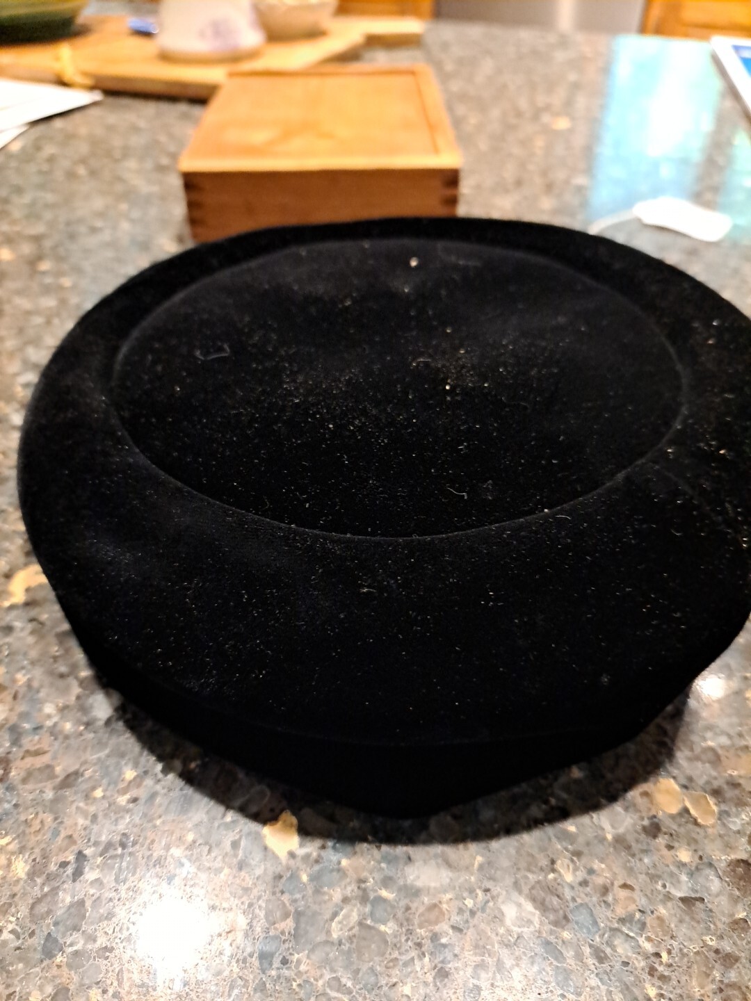Picture 1 of 6