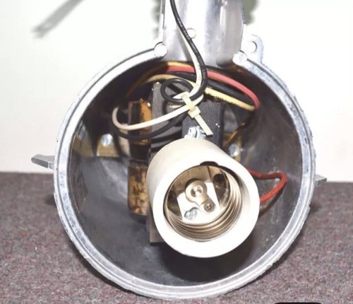 Norelco I Dust To Dawn Street Light - Picture 2 of 7