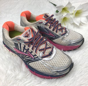 brooks adrenaline gts 14 womens brown