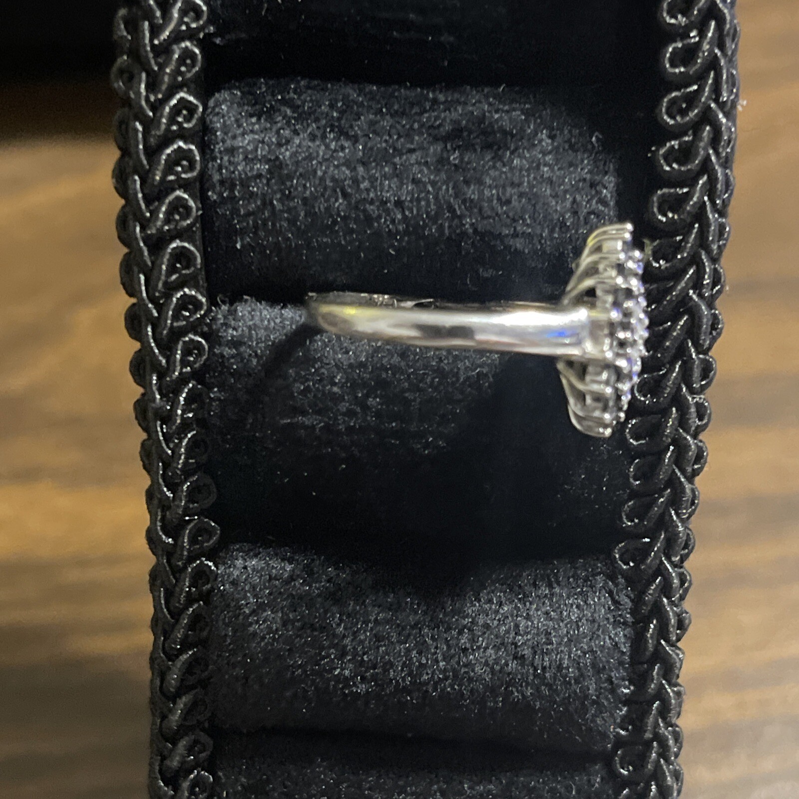Picture 2 of 4