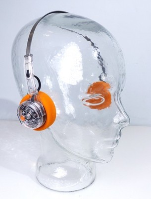 Mondo by Defunc Freestyle bluetooth Kopfhörer Orange Transparent gebraucht #MON