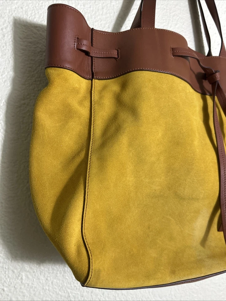 Bolso de Mano Gerard Darel Grande de Cuero Marrón Gamuza Amarilla 13.5x13x4 Manchas Foto 2 de 4