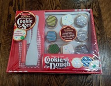 Melissa Doug Wooden Slice and Bake Cookie Set 4074 Play Food Toy - BRAND NEW