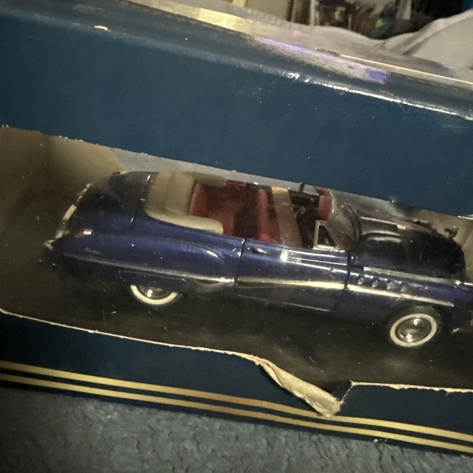 COCHE FUNDIDO A PRESIÓN DE METAL COBALTO BUICK ROADMASTER 1949 MODELOS FIRMA 1:33 DH Foto 3 de 4