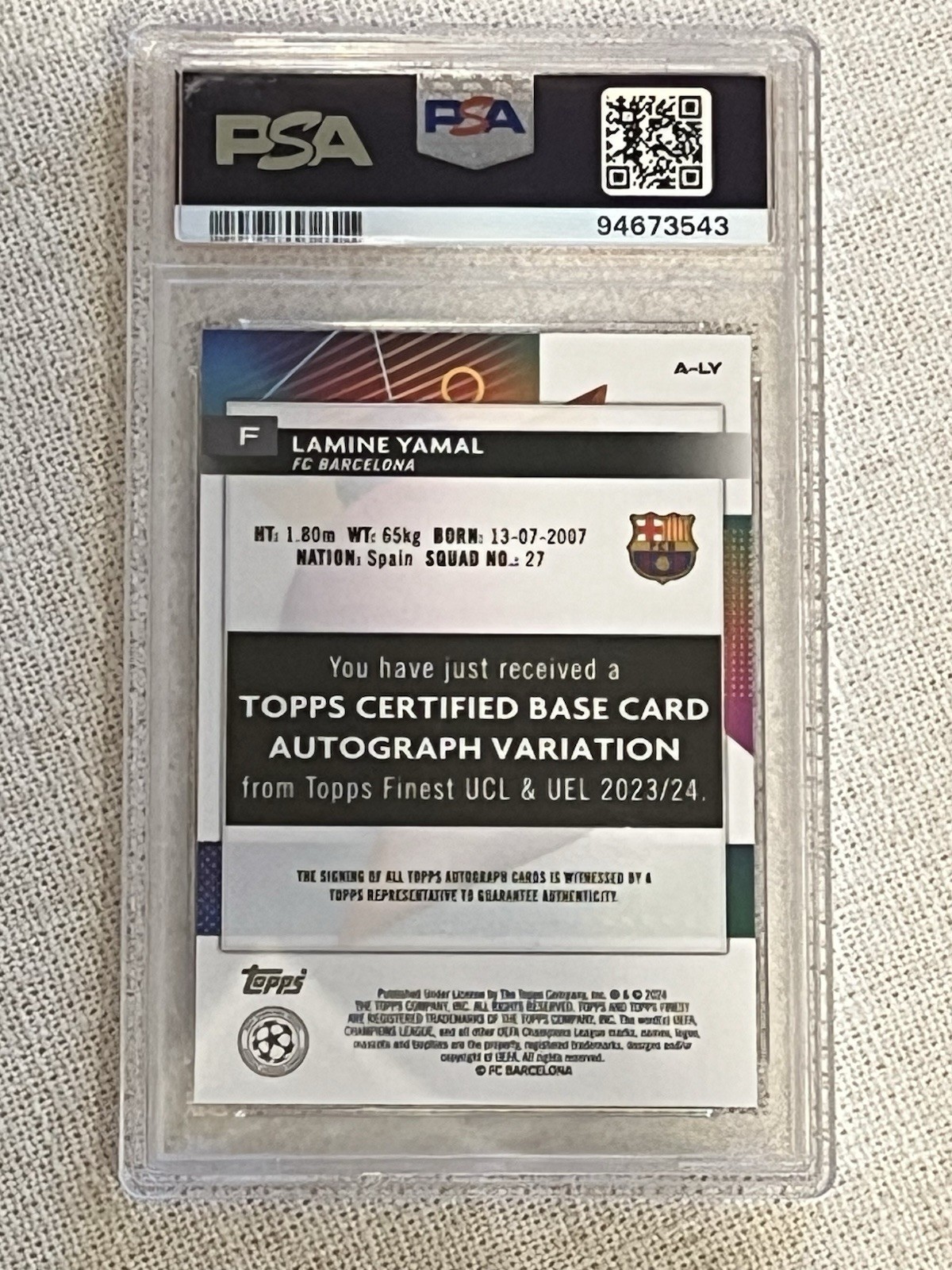 2023-24 Topps Finest  Autographs Lamine Yamal #ALY RC Rookie Auto PSA 10 view 2