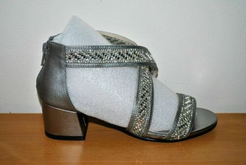 Caparros Women's Imagine Pewter Metallic Silver Sandals - Size 6.5, 7 - Picture 1 of 5