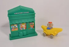 1995 Grocery Store Bananas Gorilla 2" McDonald's Action Figure Car Busytown