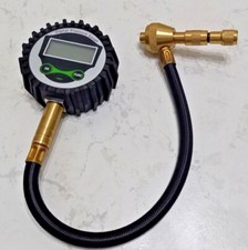 Dégonfleur/Déflateur Manomètre Numérique/Digital Dégonflage Pneus + Démonte obus