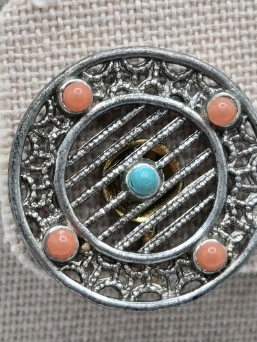 Vtg Faux Turquoise Filigree Spoked Screw Back Earrings One Inch - Picture 5 of 6