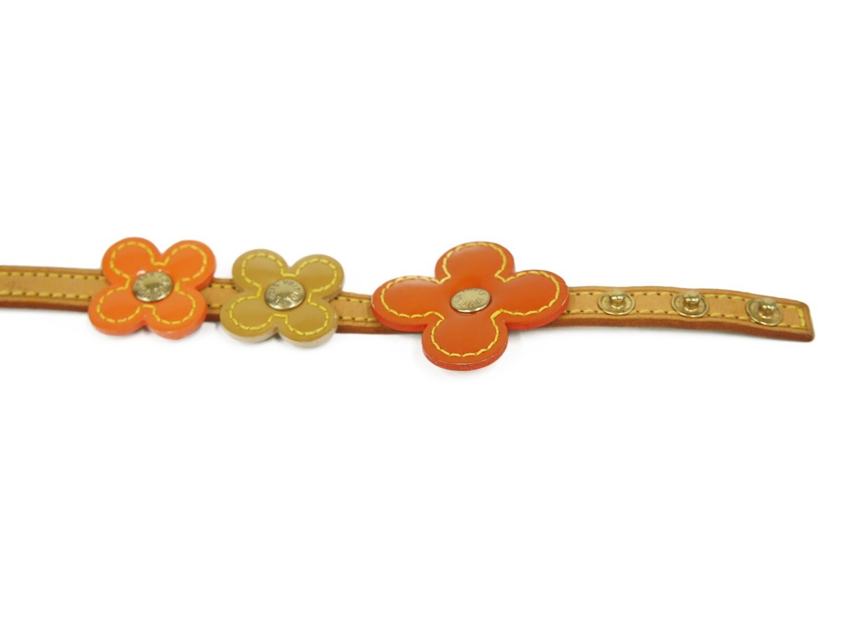 LOUIS VUITTON Lexington Flower Patent Leather Bracelet  display picture 3