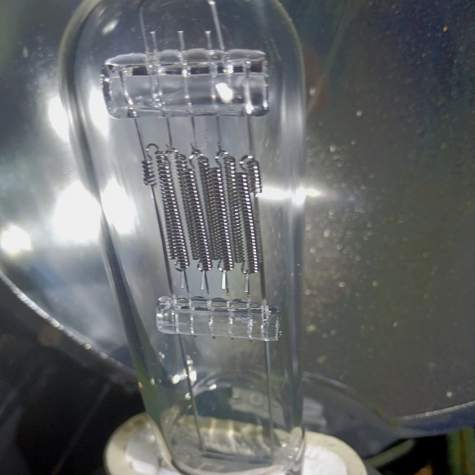 Osram CYX 2000w 120v G38 Base Halogen Bulb - Stage Studio Lamp - Image 3 of 3