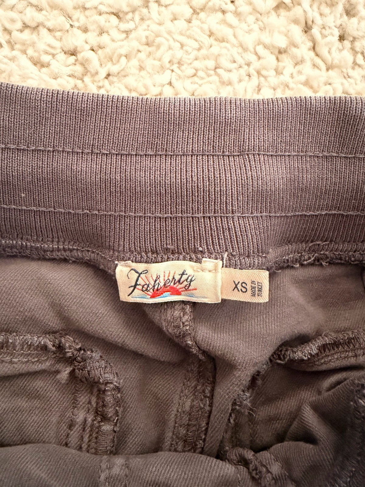 Excellent Faherty Essential Drawstring Jogger Pan… - image 4